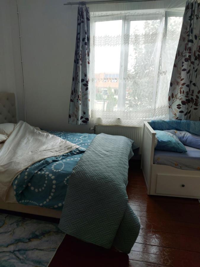 Belle Chambre Dans Un Quartier Calme Anderlecht Exterior photo
